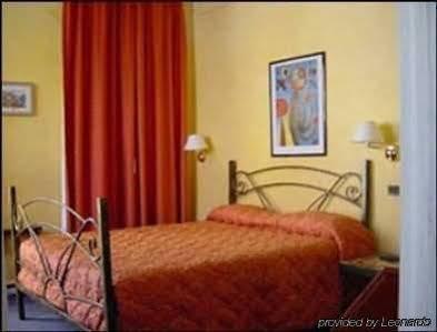Miramar Hotel 3*
