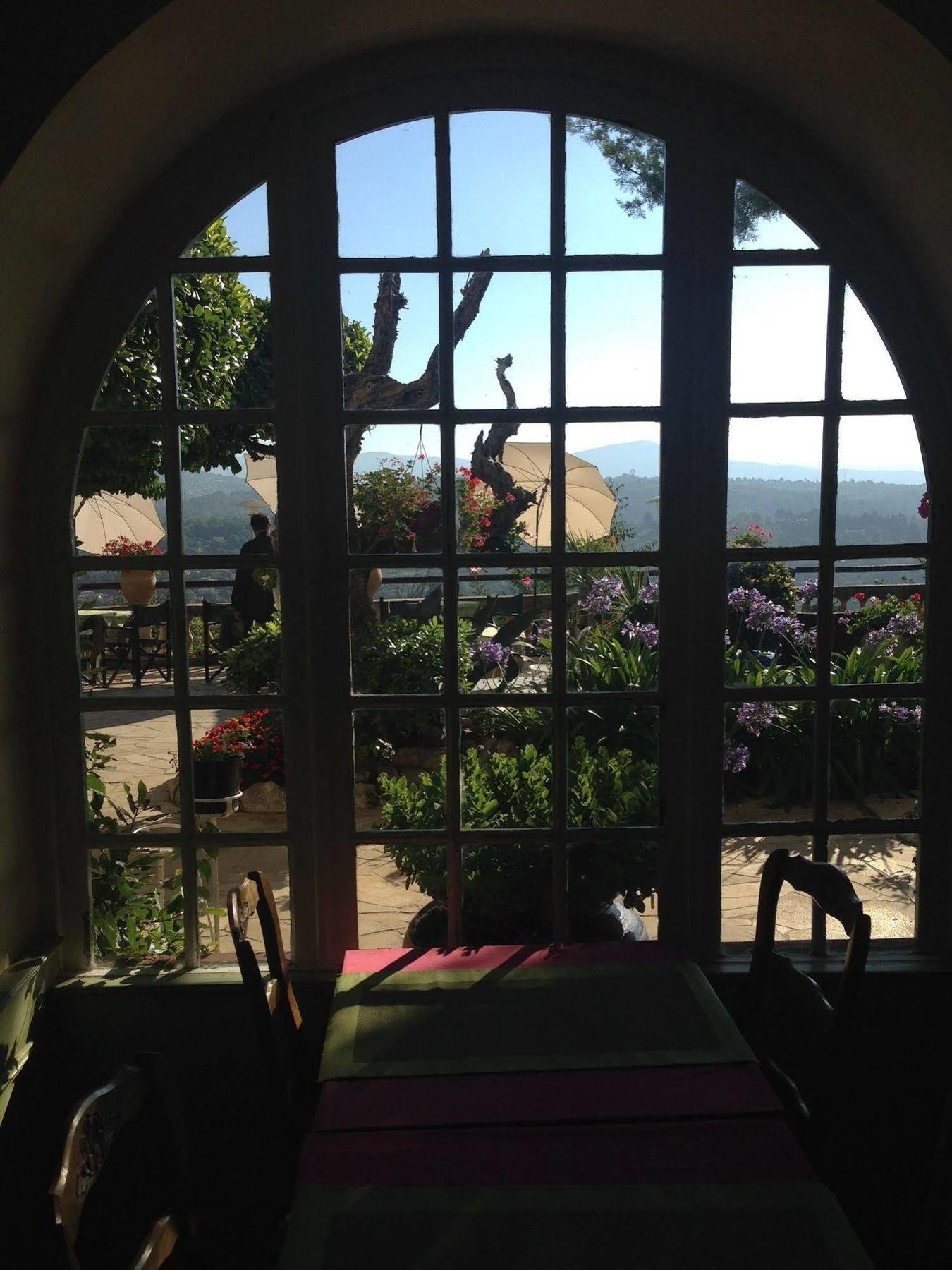 Miramar Hotel 3*