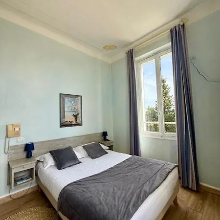 Hotel Miramar Vence Buitenkant foto