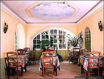 Miramar Hotel 3*