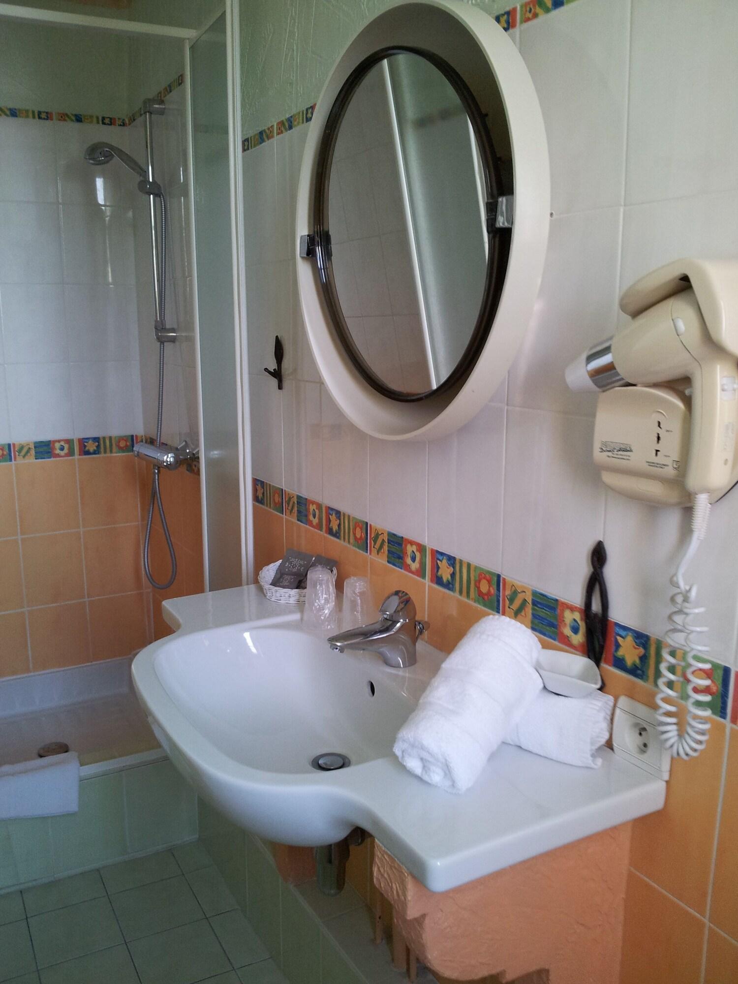 Miramar Hotel